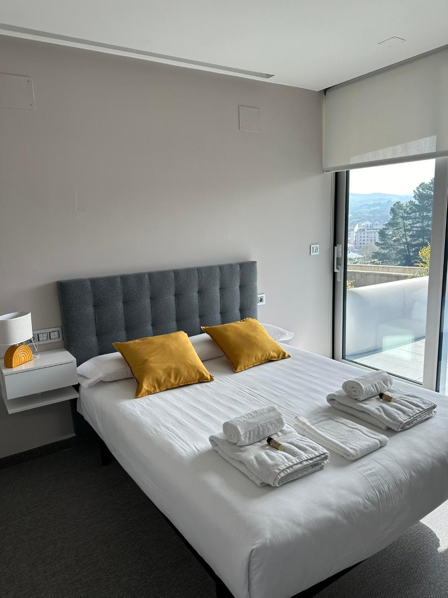 Villa Tres Prismas Exclusive à Sarria Extérieur photo